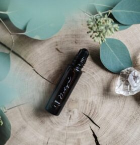 Alma Přírodní olejový parfém "Bohyně", 10ml