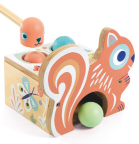 DJECO Dřevěná veverka se zatloukáním